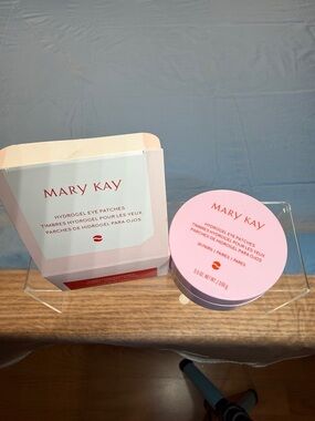 Mary Kay Hydrogel Eye Patches - Light Pink Jar 30 patches